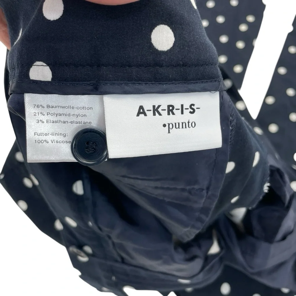 Akris Punto Cropped Pants 6 Navy/White